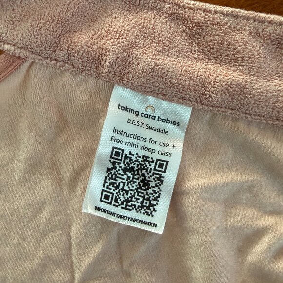 taking cara babies b.e.s.t. swaddle in ballerina pink - Picture 4 of 7